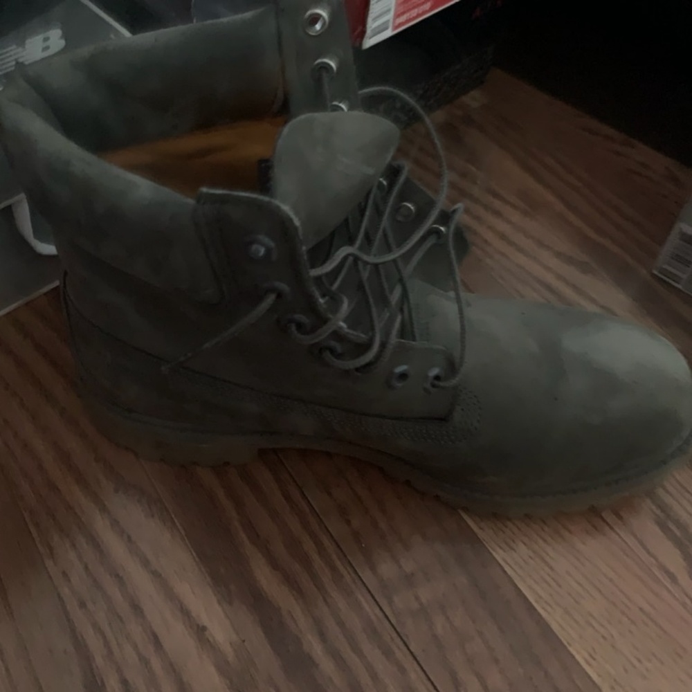 Boots - Picture 2 of 3